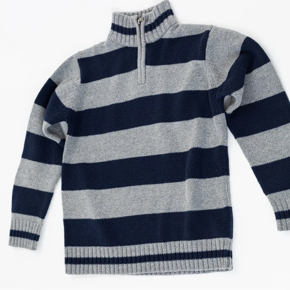 The Children’s Place gray & navy horizontal cotton 1/4 zipper sweater size 7/8